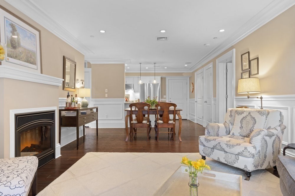 606 East Fourth Street # 203