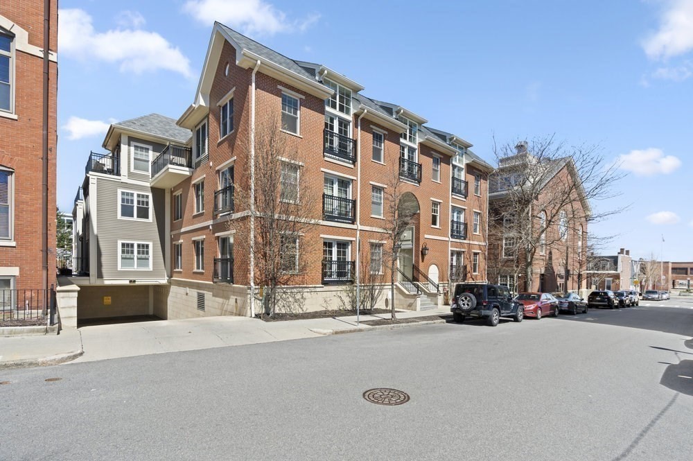 606 East Fourth Street # 203