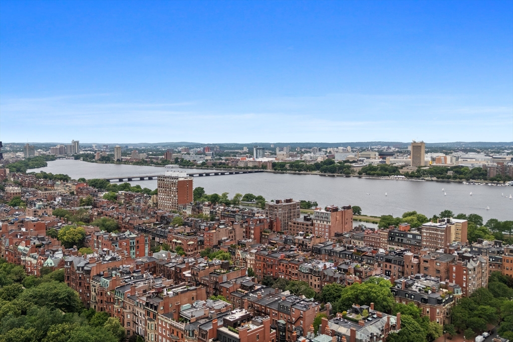 326 Dartmouth St # 1