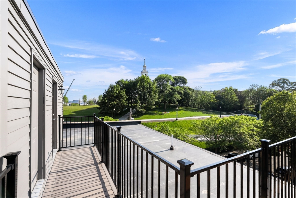 53 Thomas Park # 2