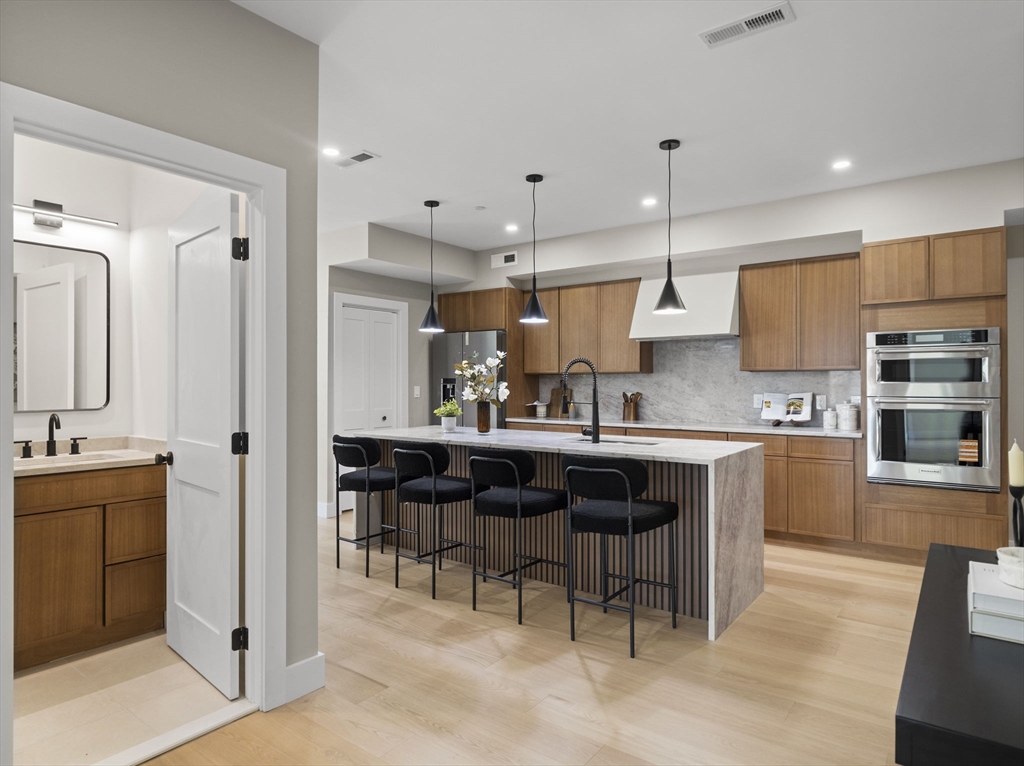 106-108 Bunker Hill St # 6P