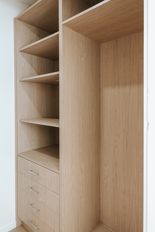 106-108 Bunker Hill St # 6P