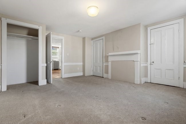 512 East Broadway