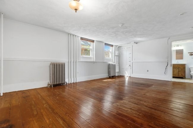 512 East Broadway