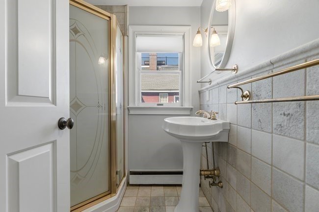 512 East Broadway