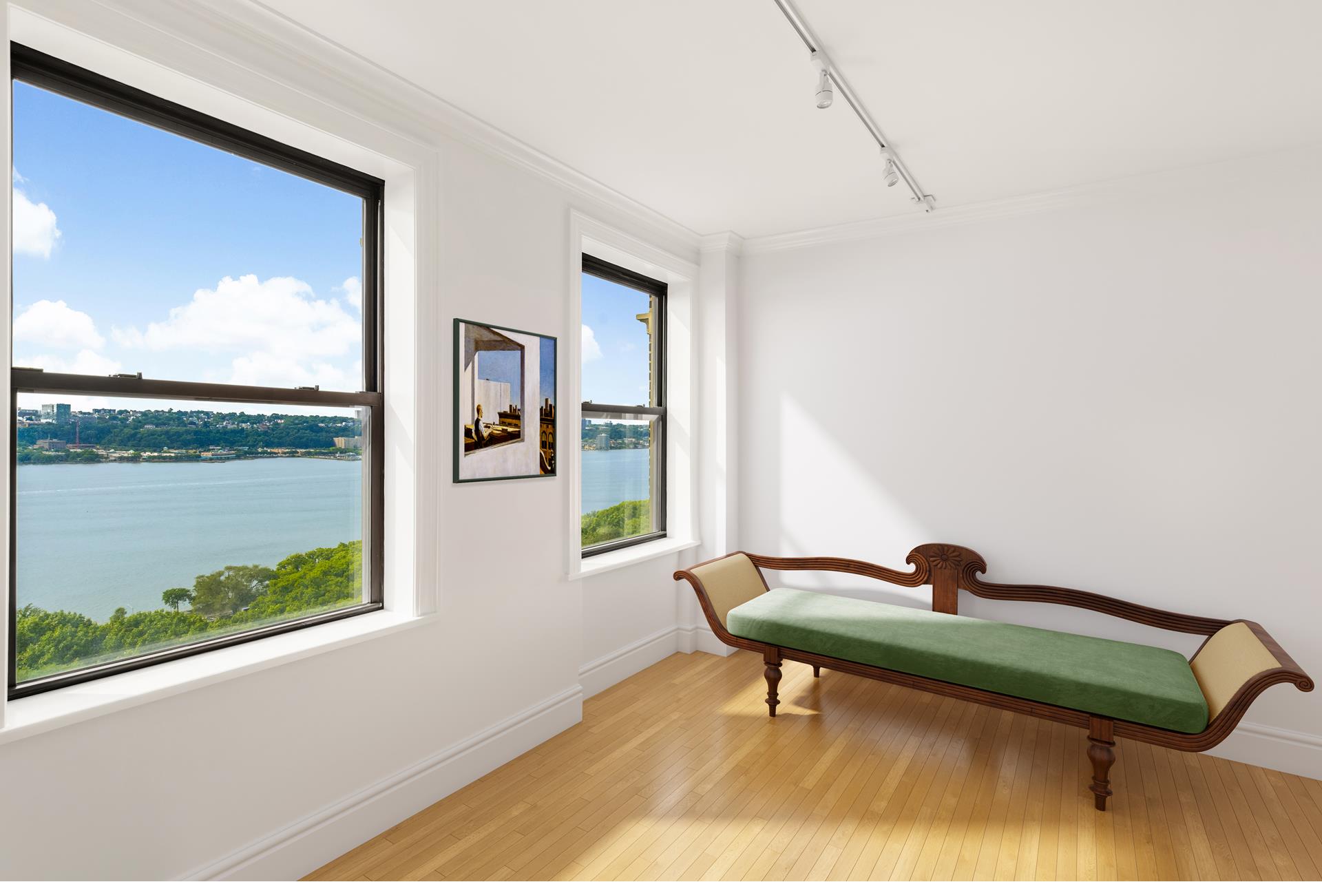 325 RIVERSIDE Drive 122