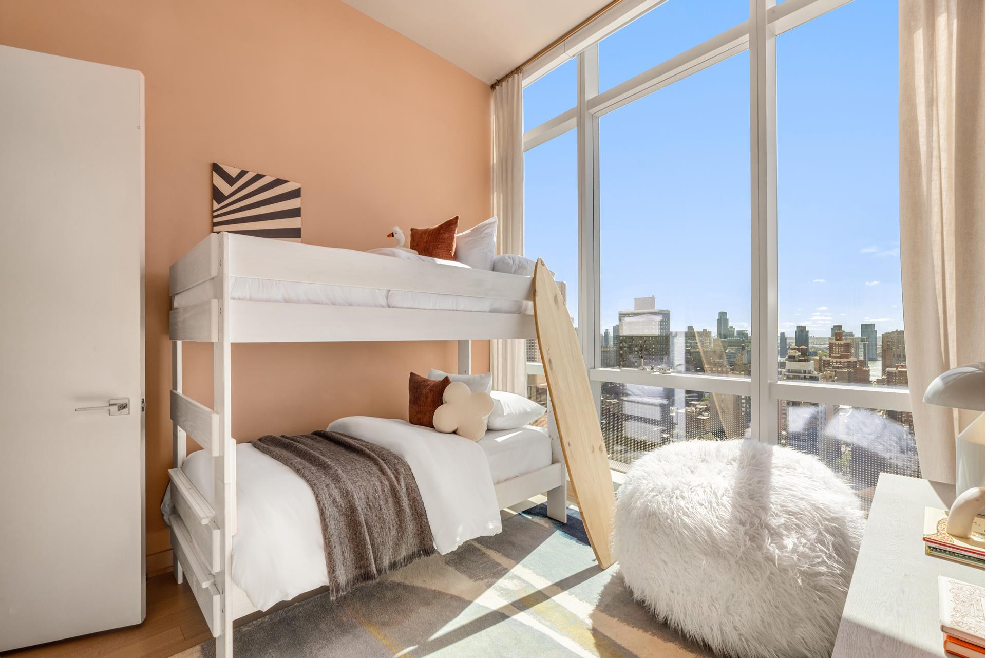 400 PARK Avenue S 26C