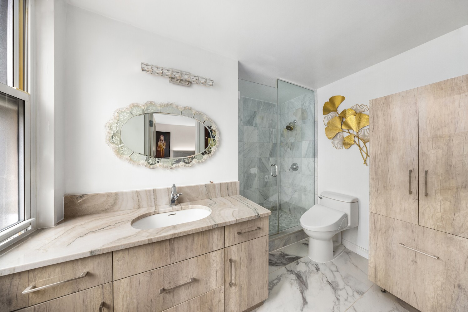 112 W 56TH Street 24S