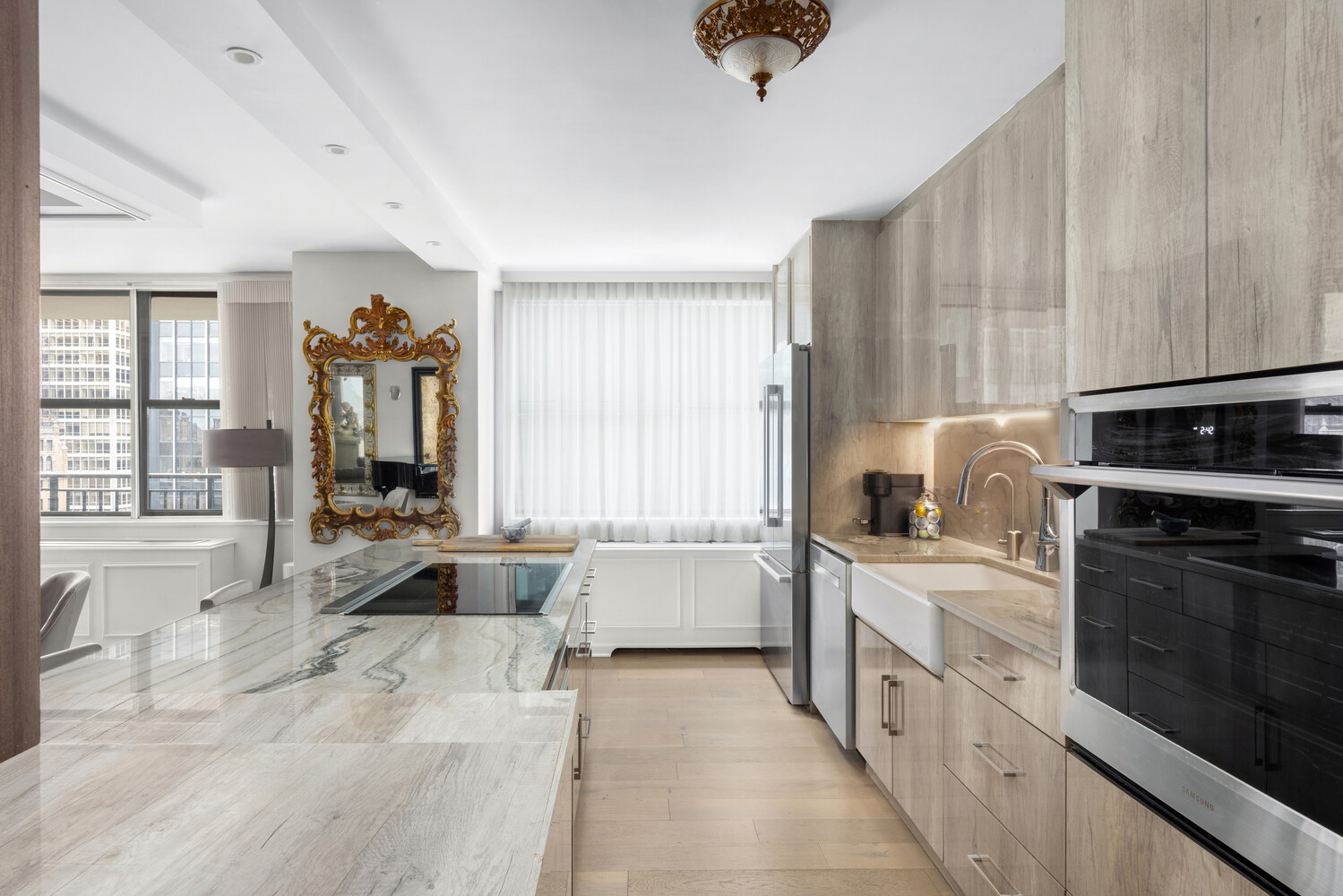 112 W 56TH Street 24S