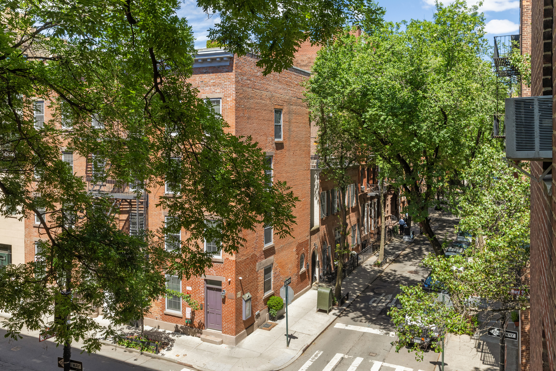 81 BEDFORD Street 4B