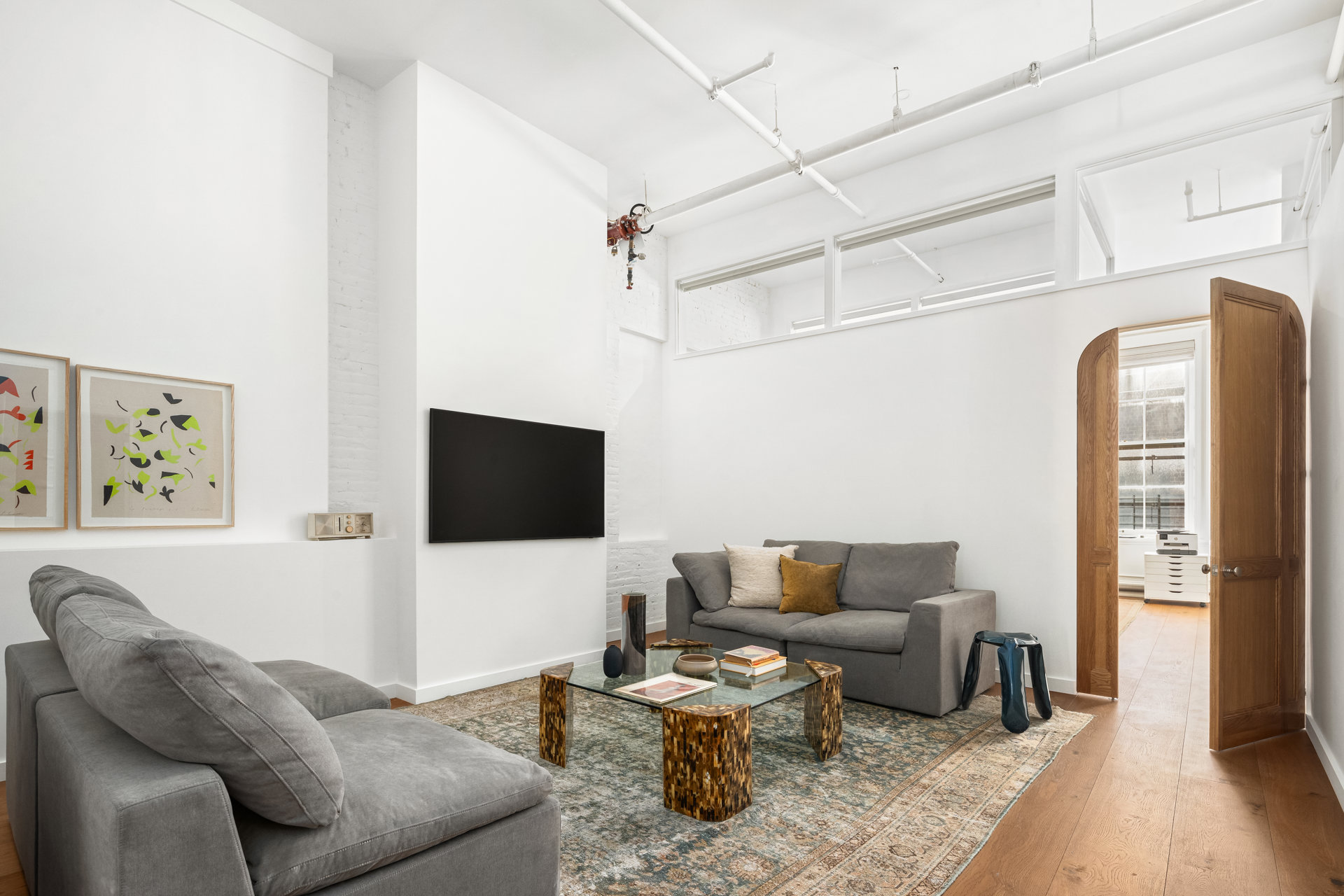 132 DUANE Street 2