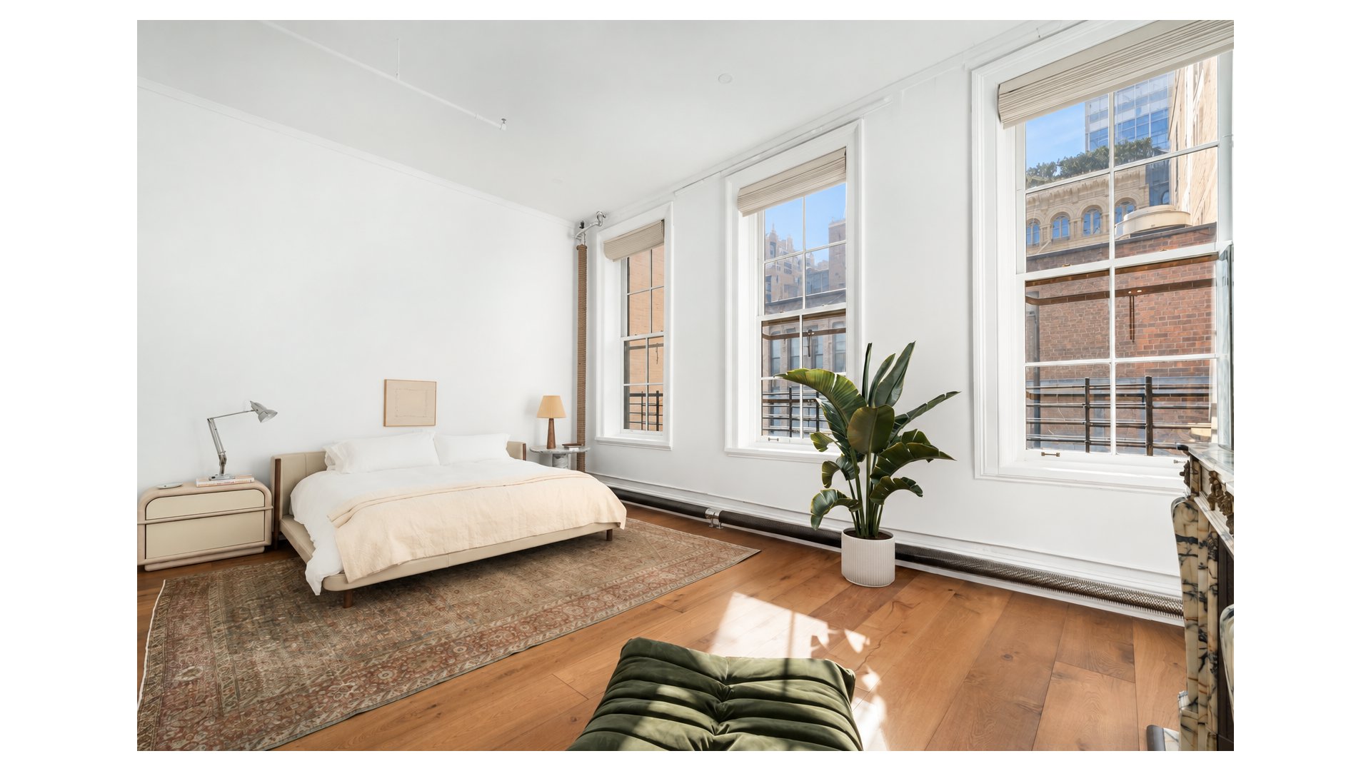 132 DUANE Street 2