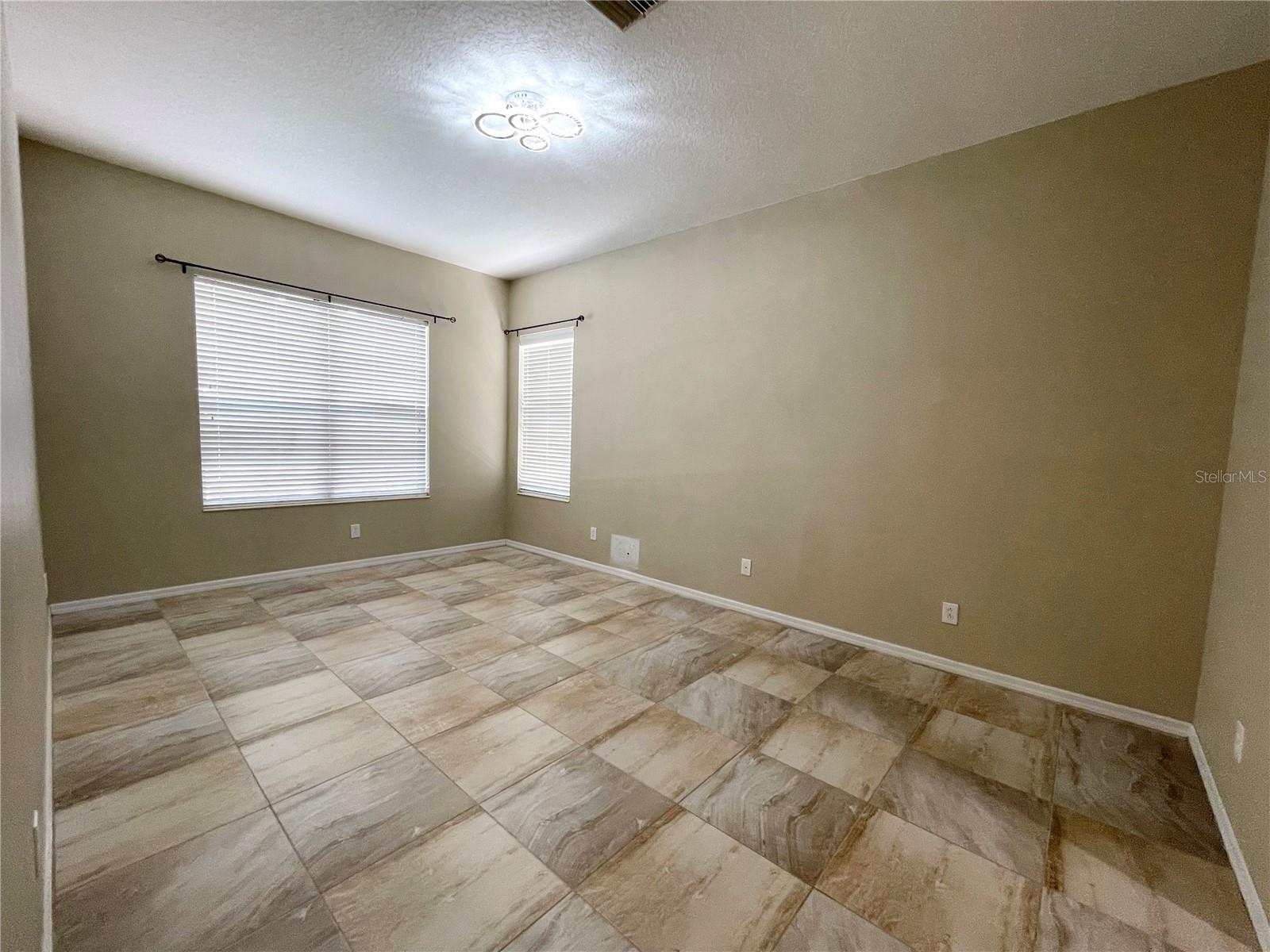 1106 FRASER PINE BLVD