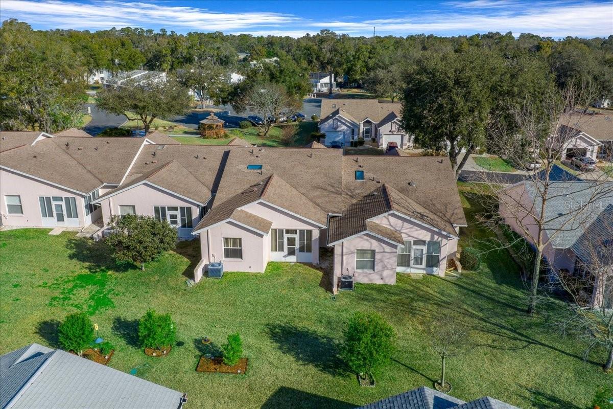 6818 E QUEENSBURY LN