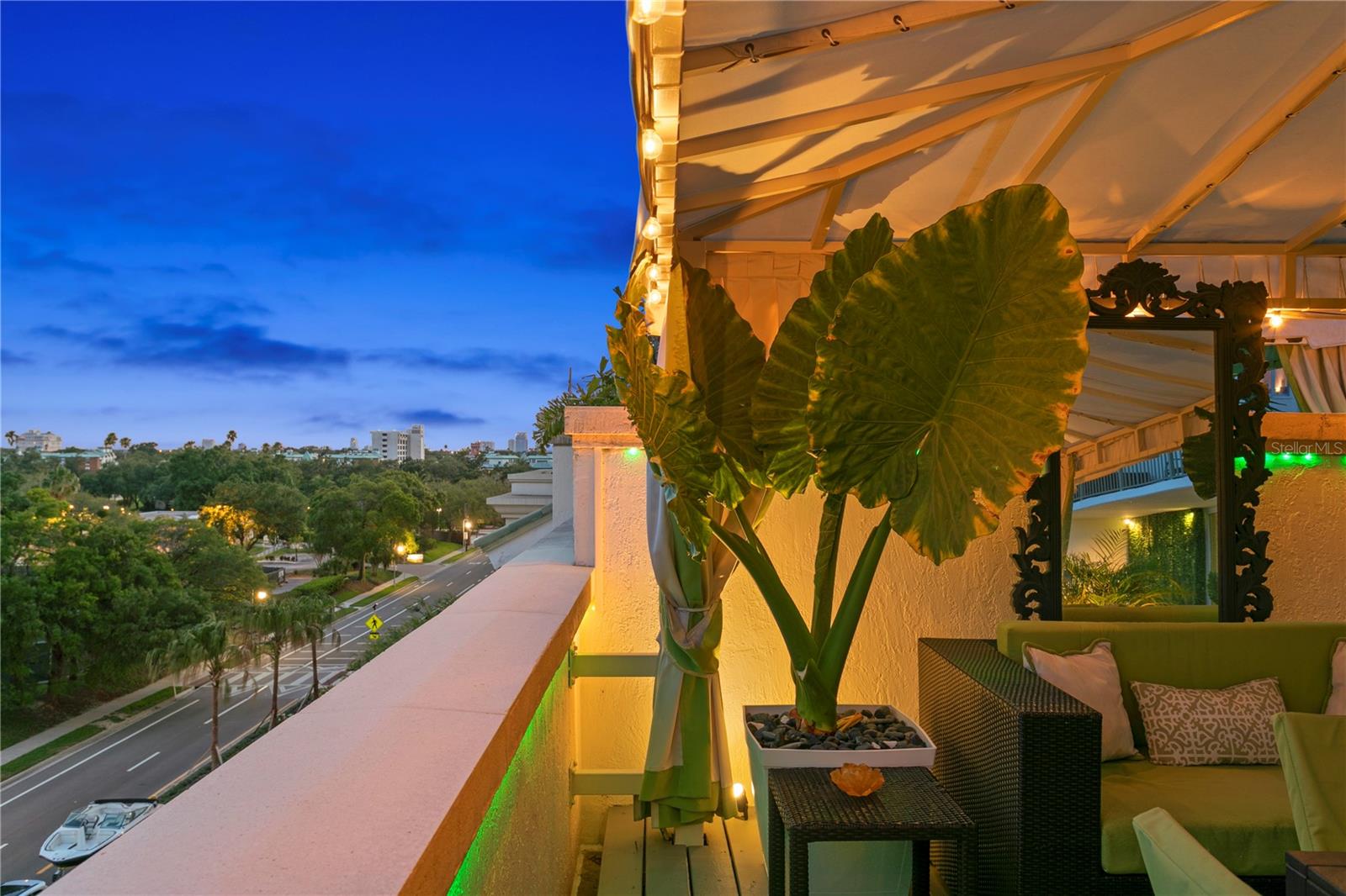 450 KNIGHTS RUN AVE #504