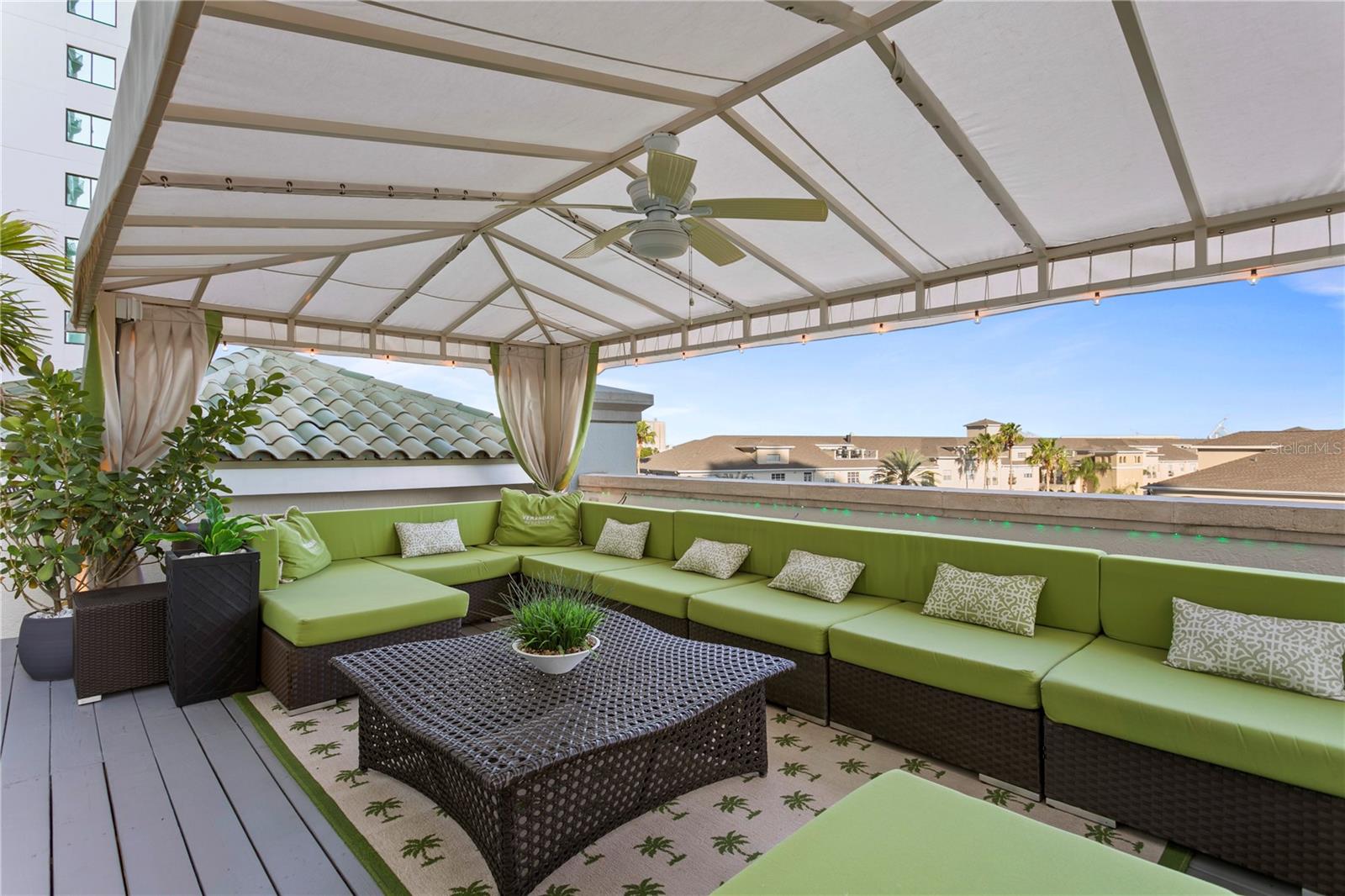 450 KNIGHTS RUN AVE #504