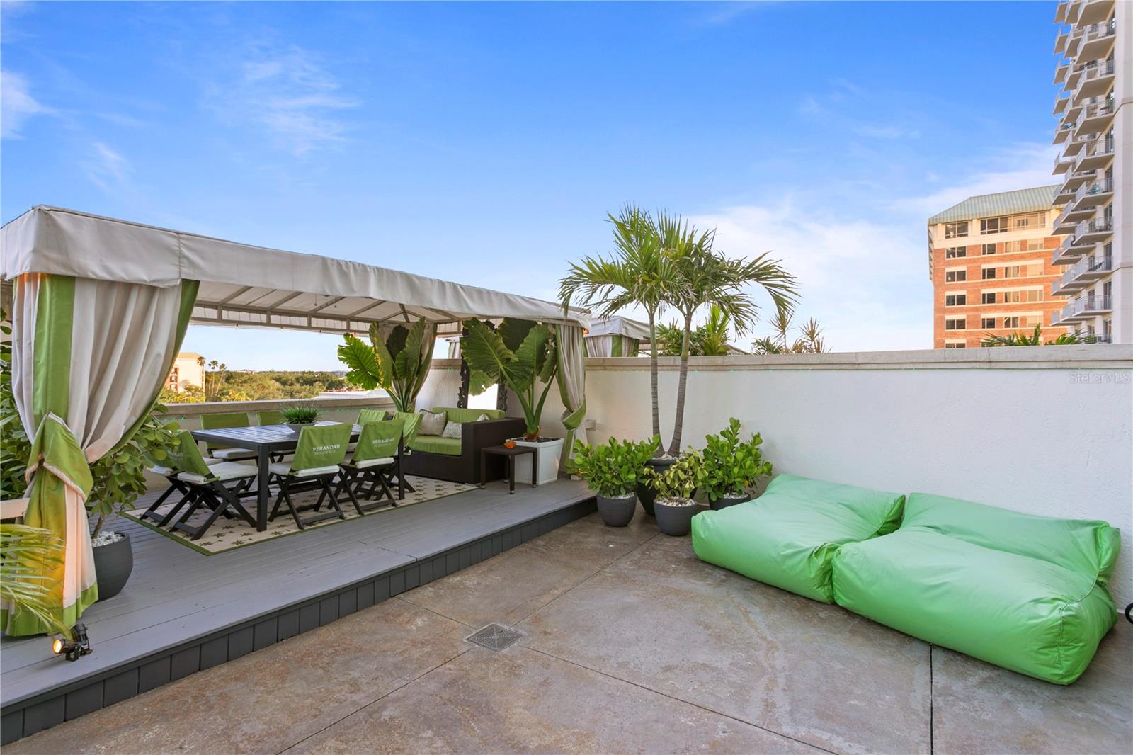 450 KNIGHTS RUN AVE #504