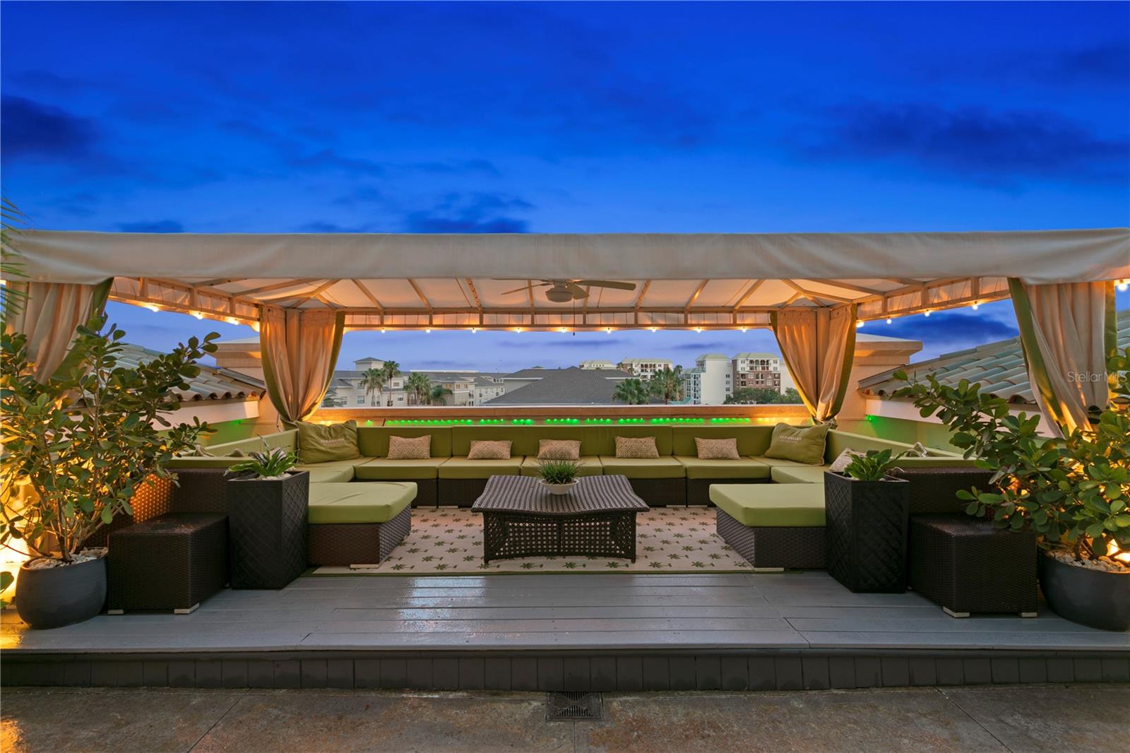 450 KNIGHTS RUN AVE #504