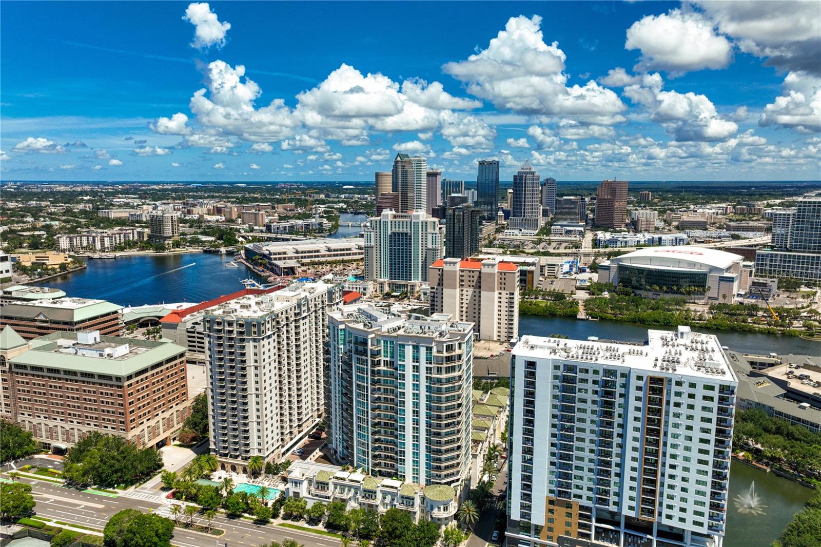 450 KNIGHTS RUN AVE #504