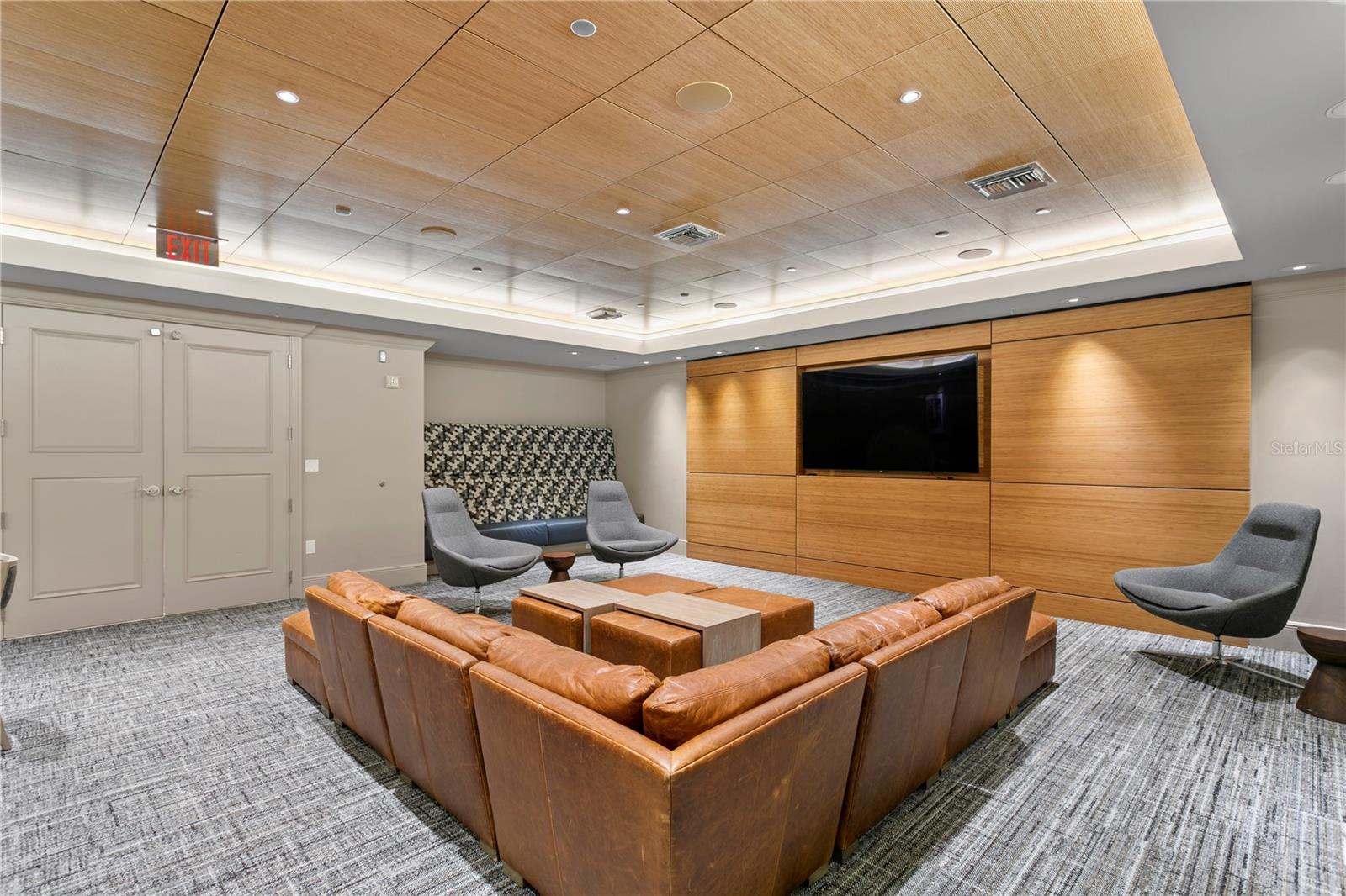 450 KNIGHTS RUN AVE #504