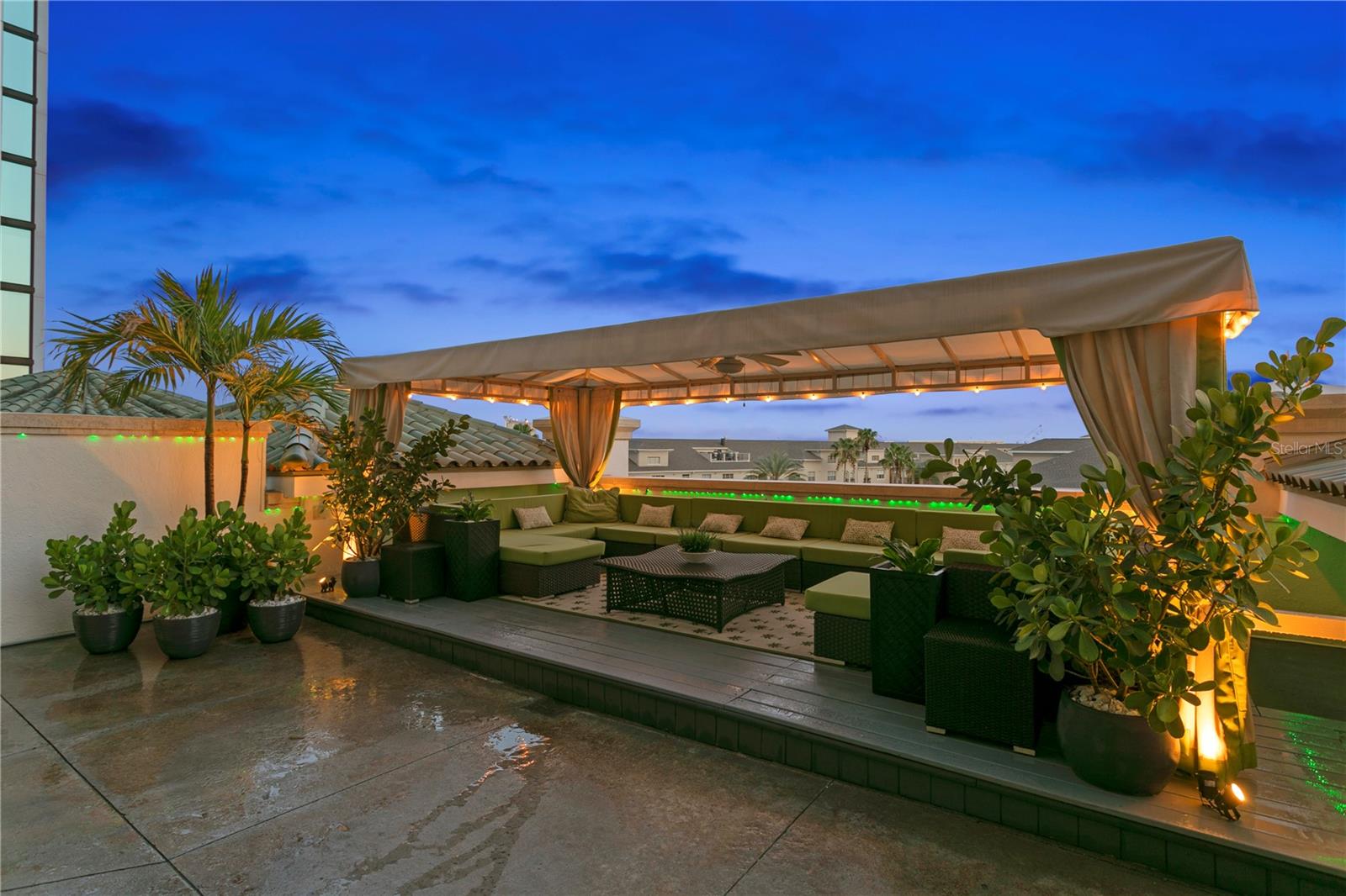 450 KNIGHTS RUN AVE #504