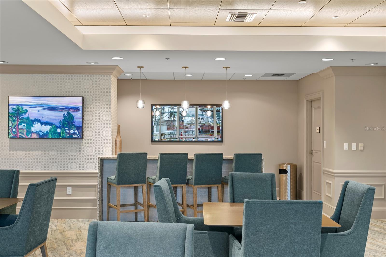 450 KNIGHTS RUN AVE #504