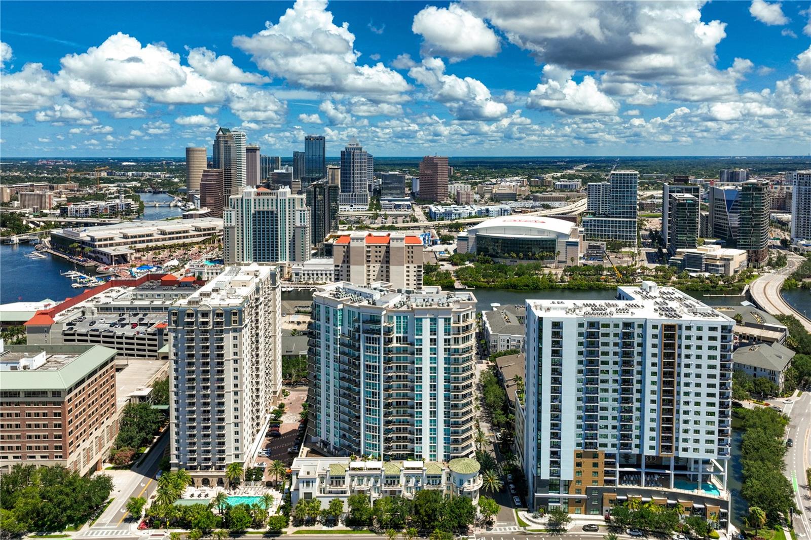 450 KNIGHTS RUN AVE #504