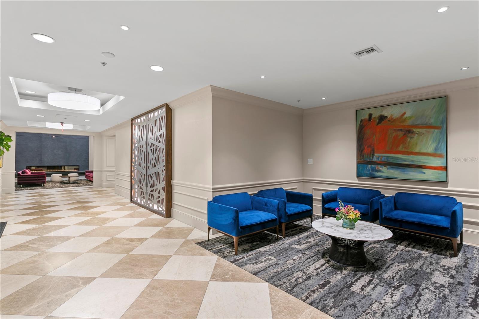 450 KNIGHTS RUN AVE #504