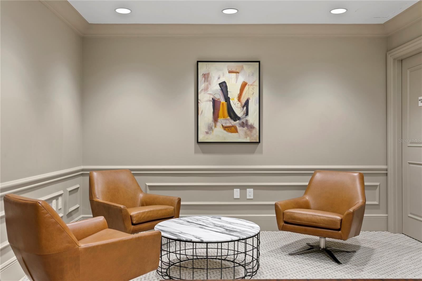 450 KNIGHTS RUN AVE #504