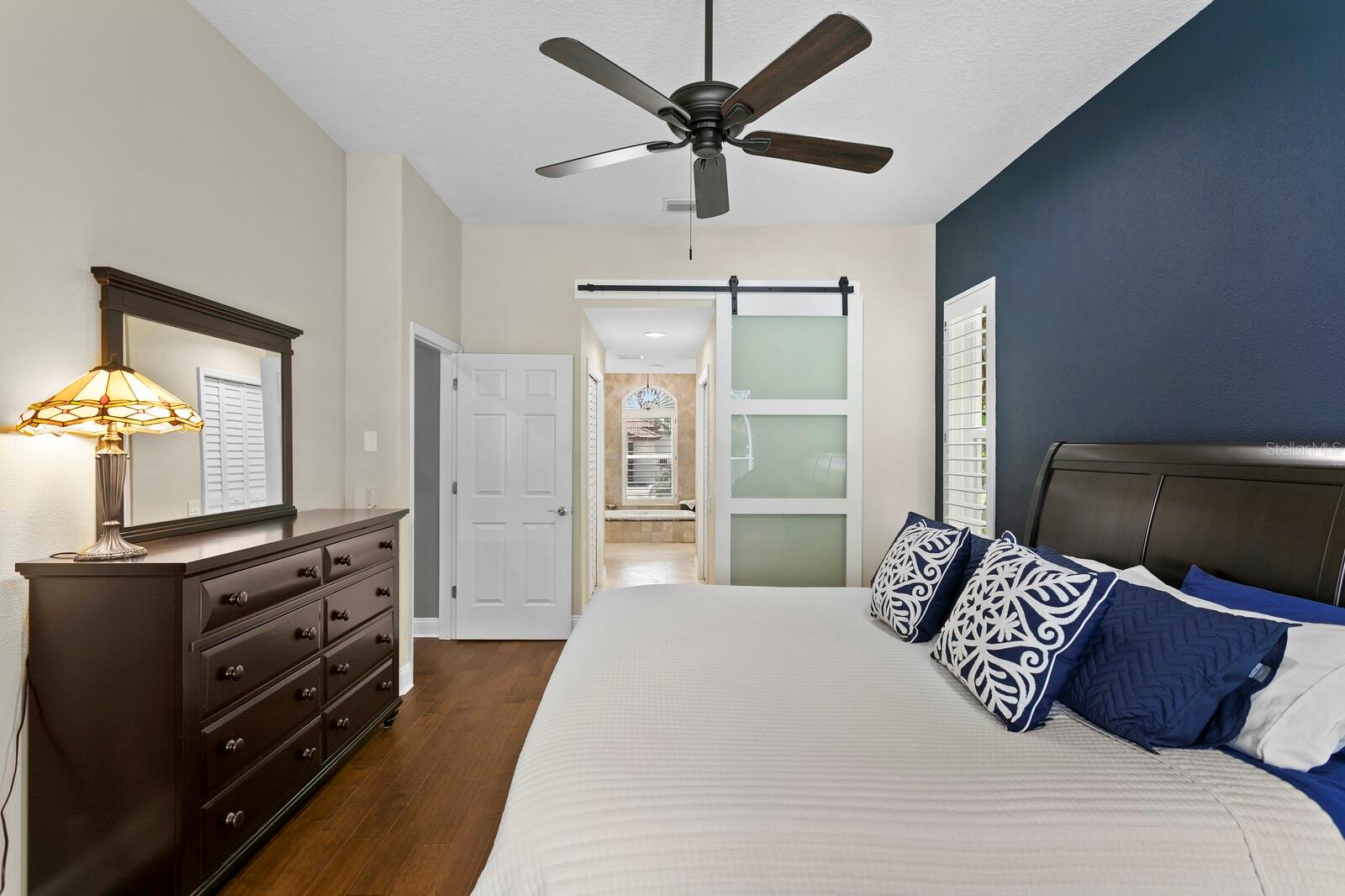 6227 PASADENA POINT BLVD