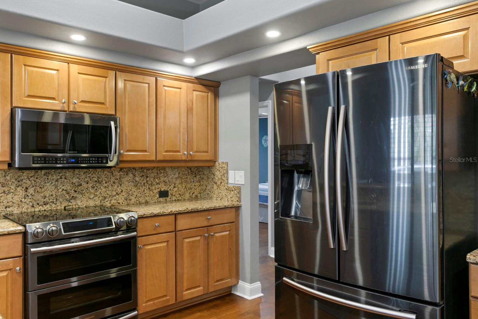 6227 PASADENA POINT BLVD