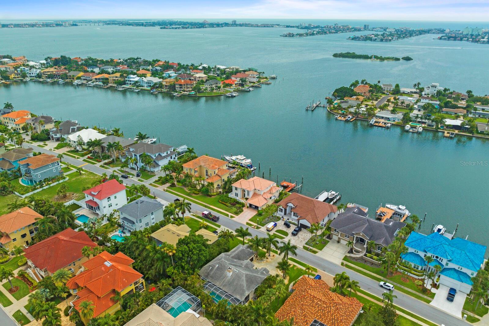 6227 PASADENA POINT BLVD