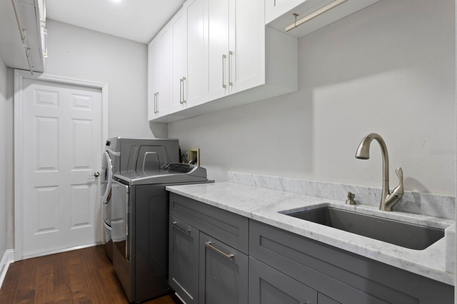 6227 PASADENA POINT BLVD