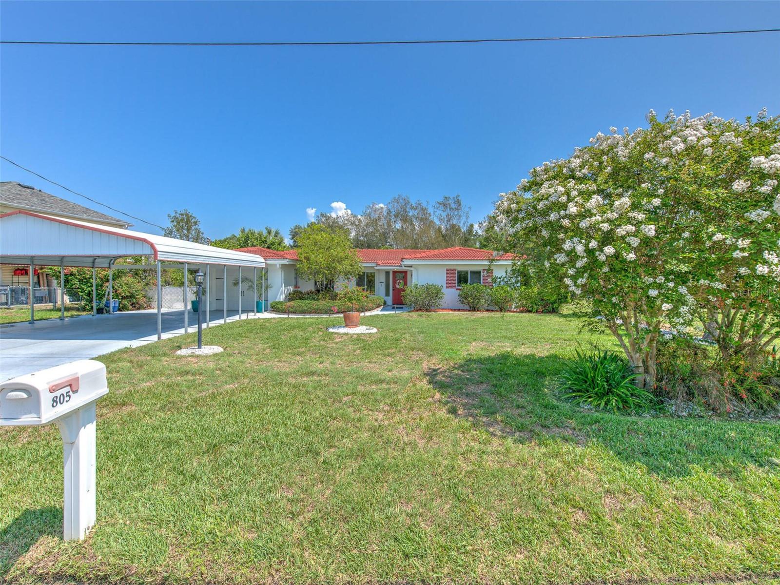 805 WHITE HERON BLVD