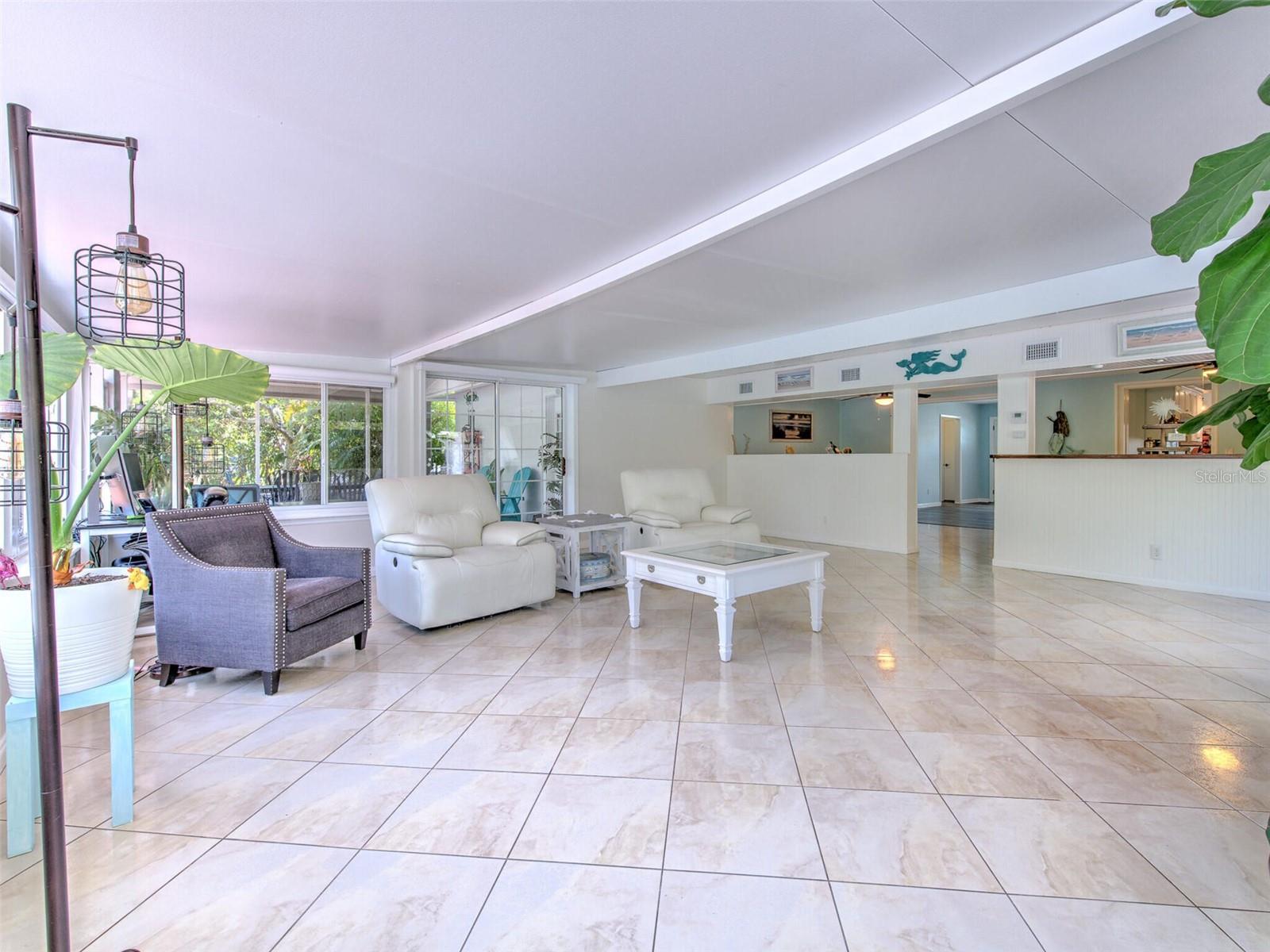 805 WHITE HERON BLVD