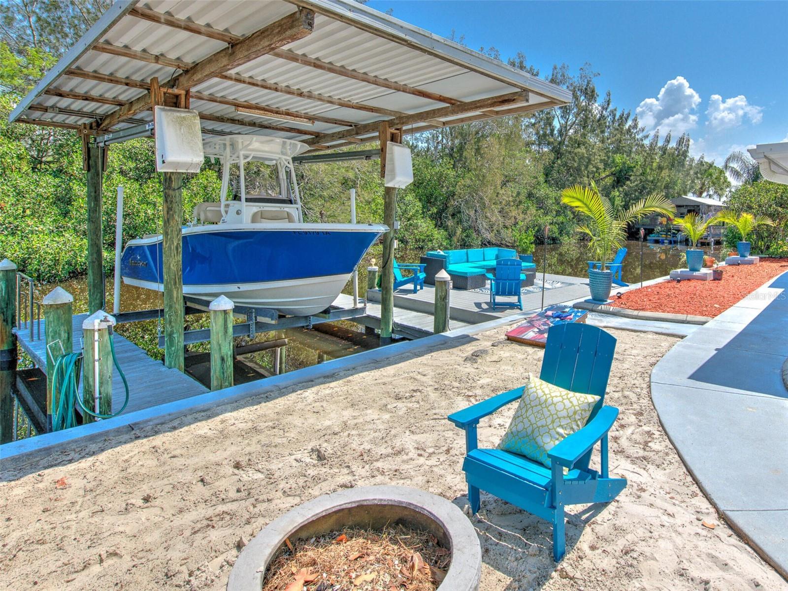 805 WHITE HERON BLVD