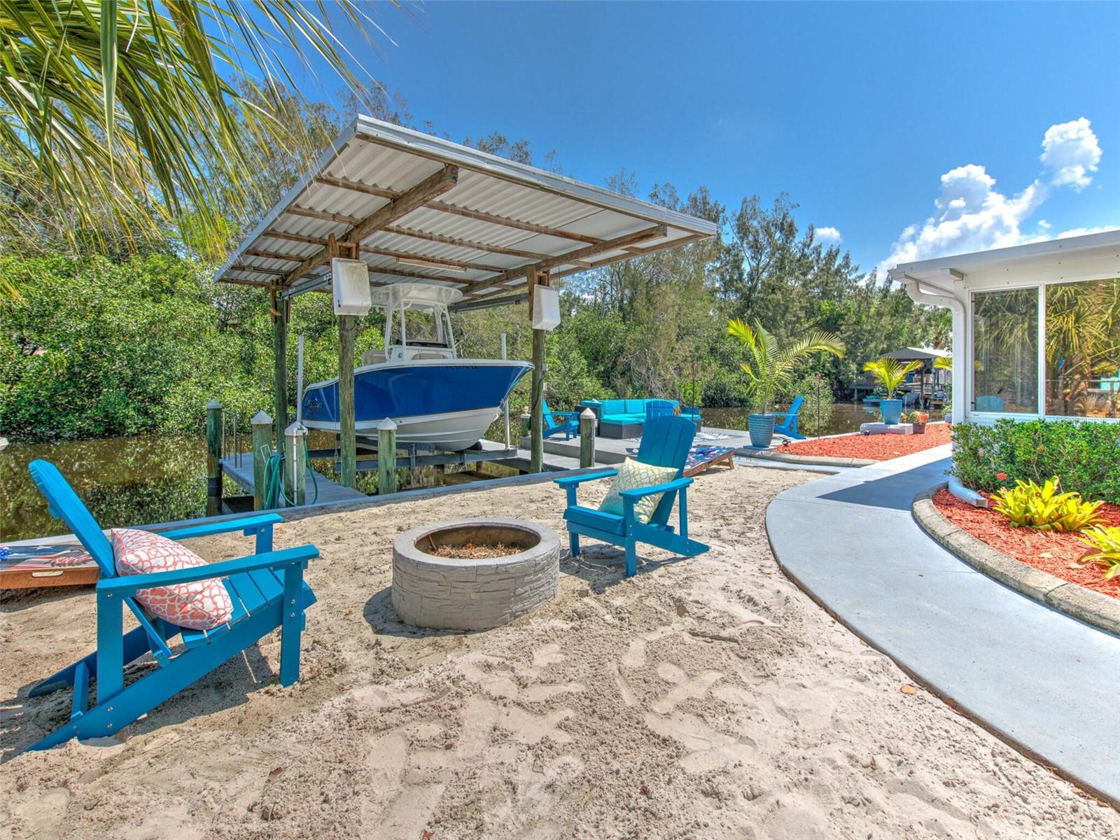 805 WHITE HERON BLVD