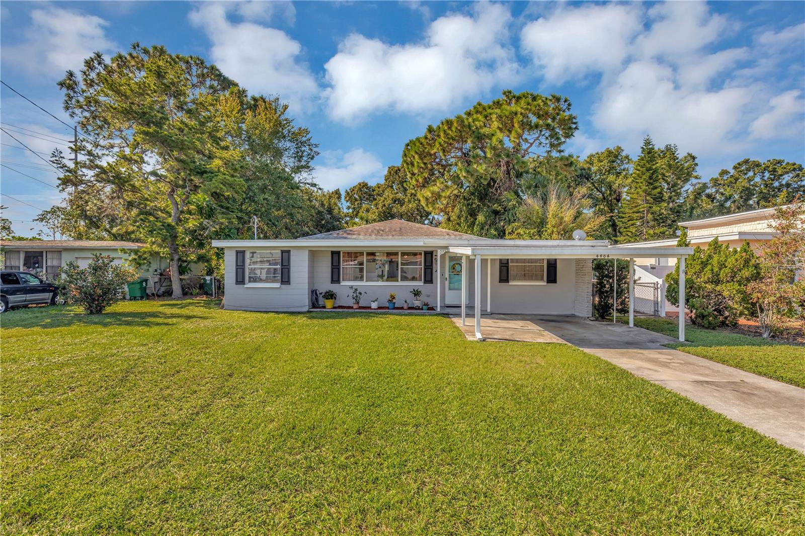 4404 W BALLAST POINT BLVD