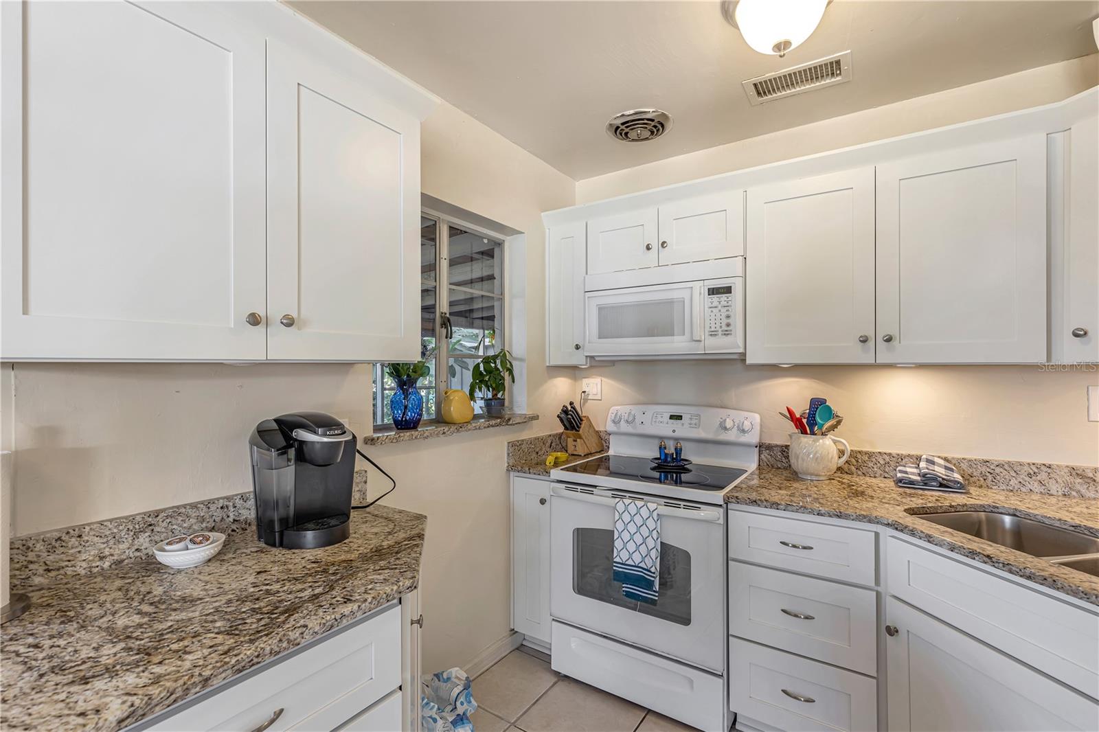 4404 W BALLAST POINT BLVD