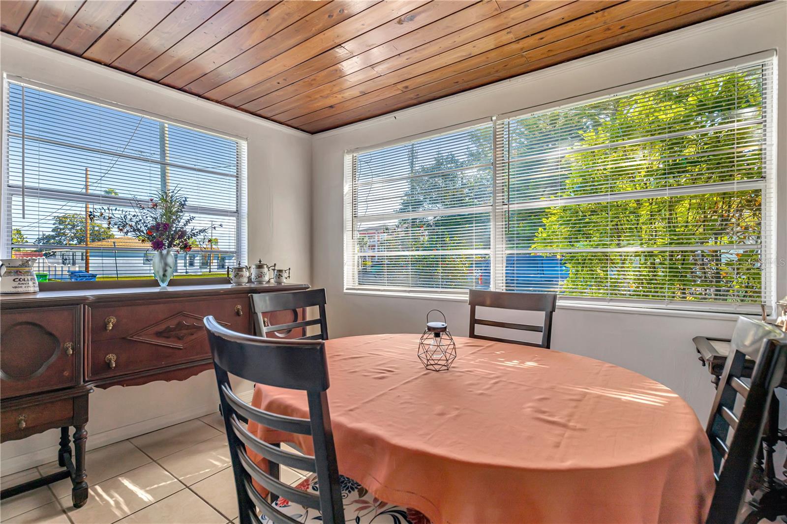 4404 W BALLAST POINT BLVD