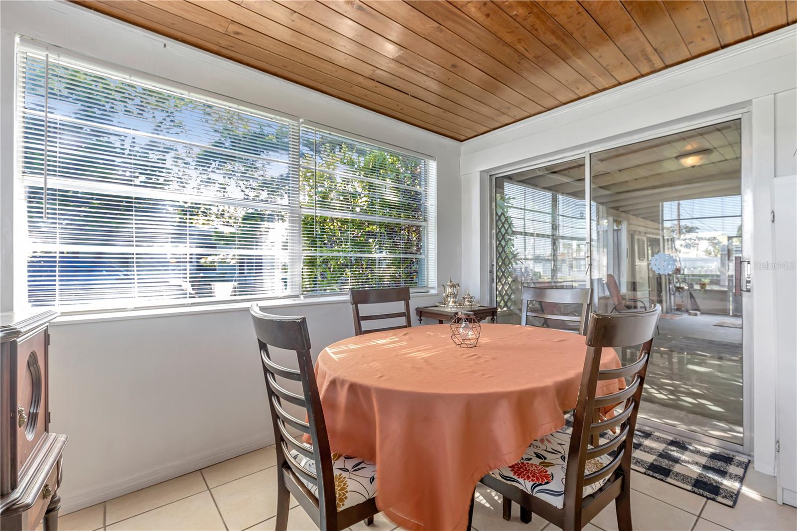 4404 W BALLAST POINT BLVD