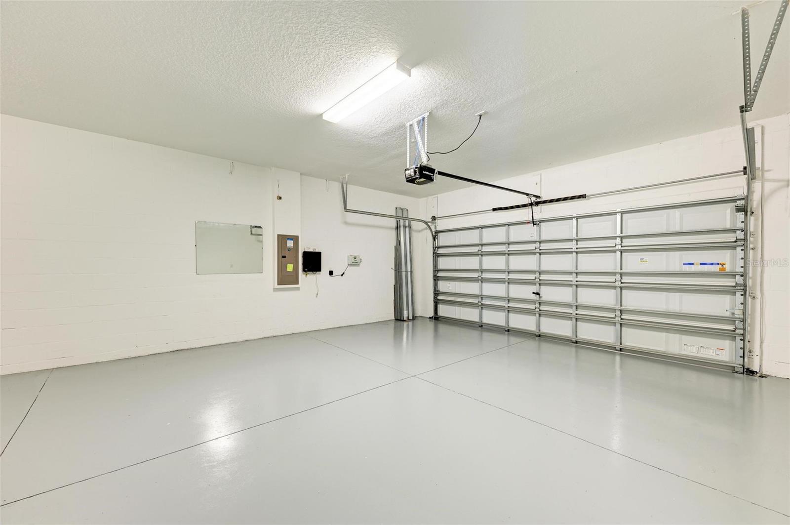 10068 VICTORY GALLOP LOOP