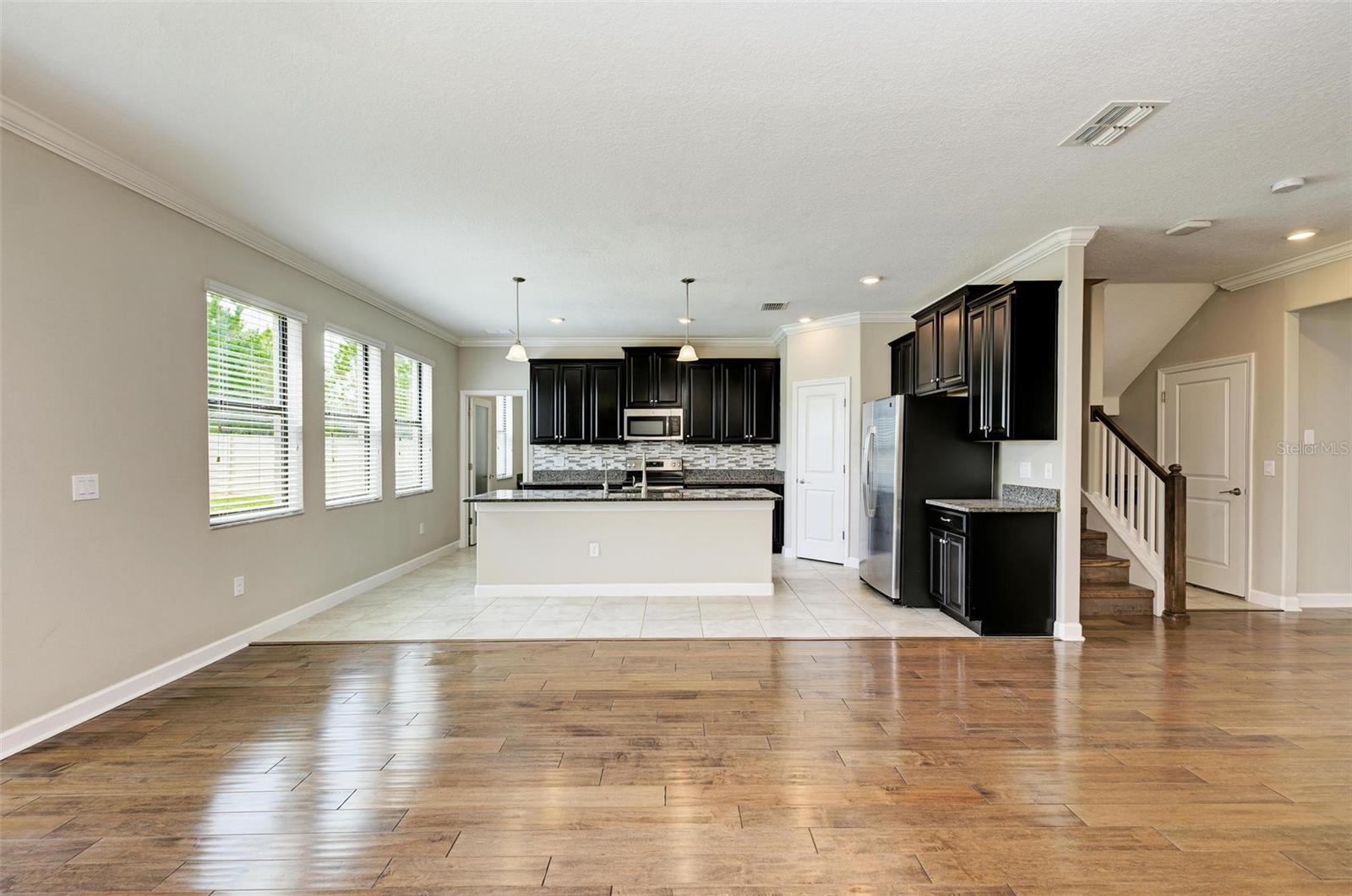 10068 VICTORY GALLOP LOOP