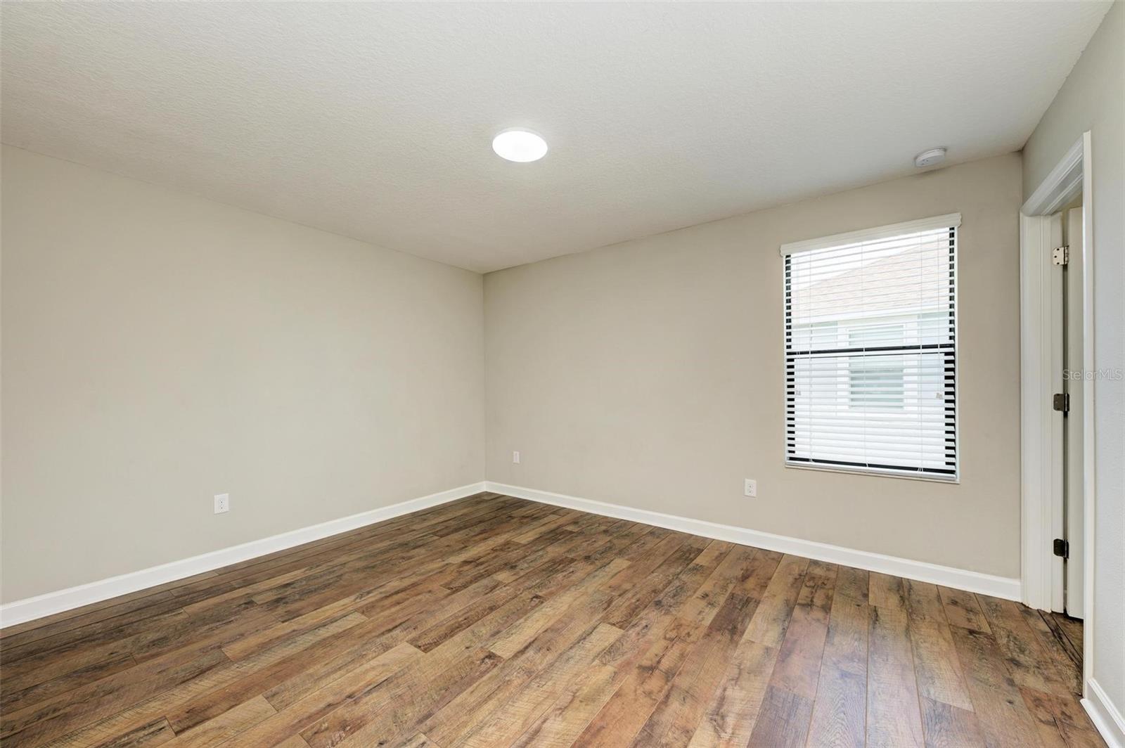 10068 VICTORY GALLOP LOOP