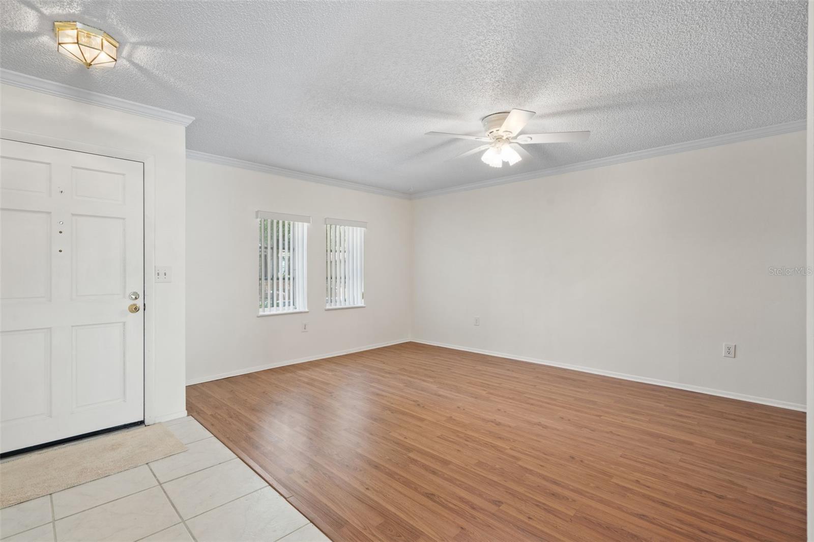 2101 SUNSET POINT RD #203