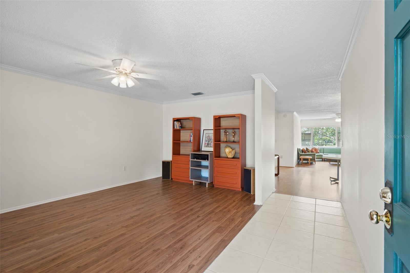 2101 SUNSET POINT RD #203