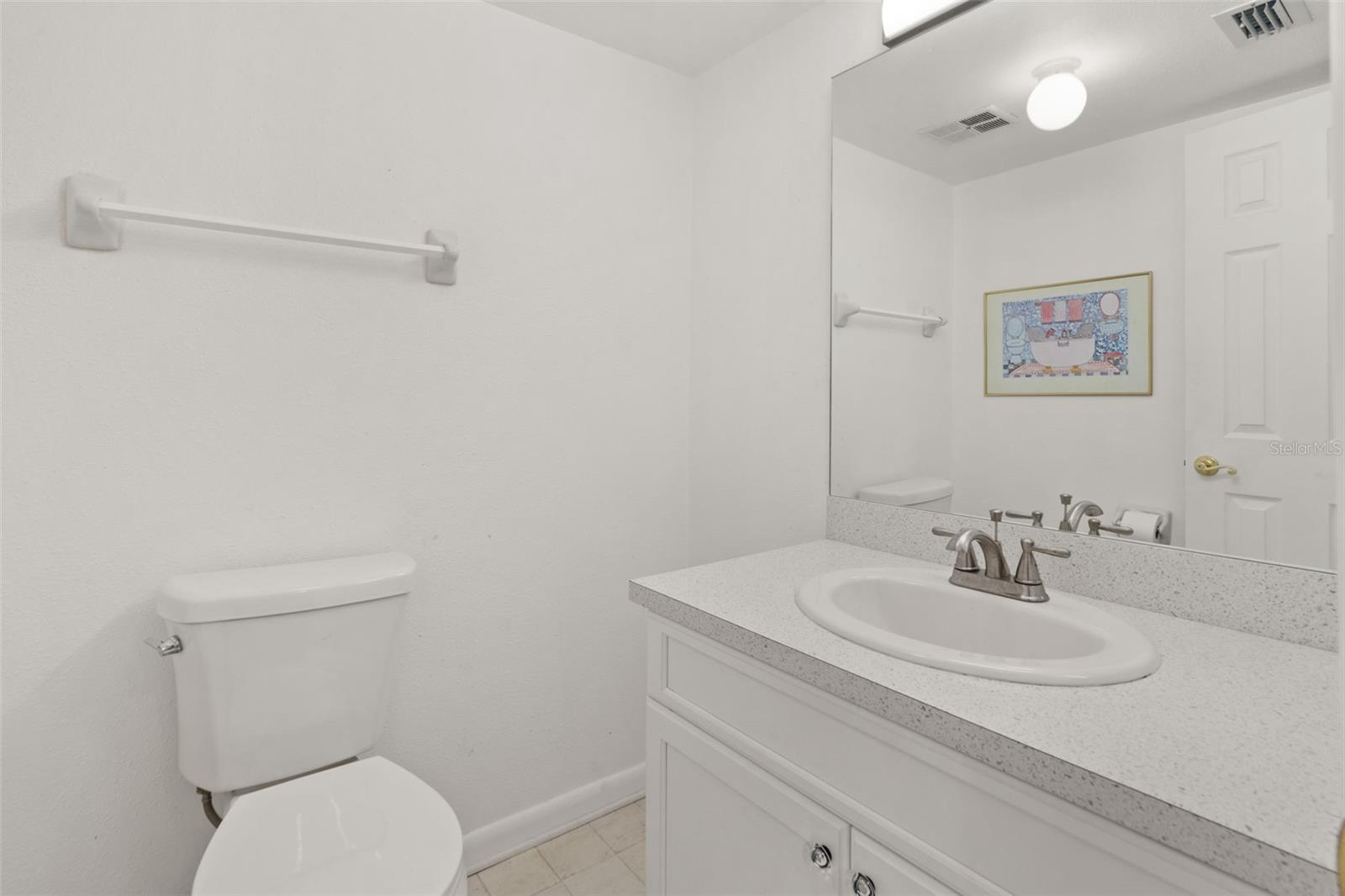 2101 SUNSET POINT RD #203