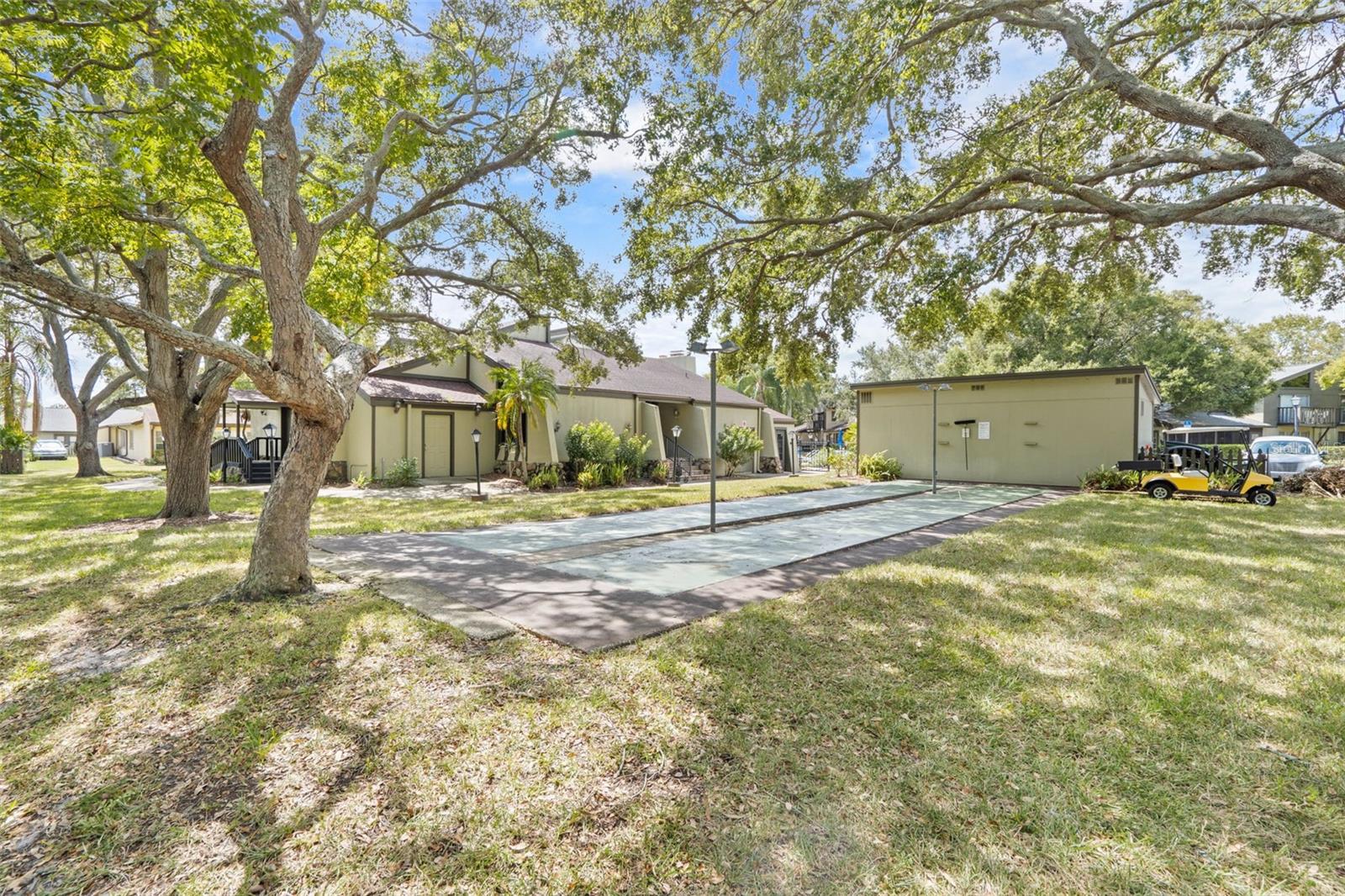 2101 SUNSET POINT RD #203