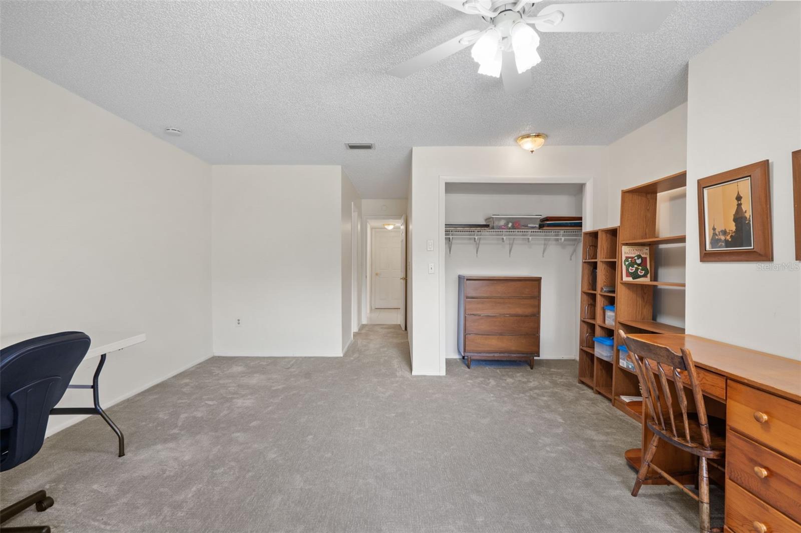 2101 SUNSET POINT RD #203