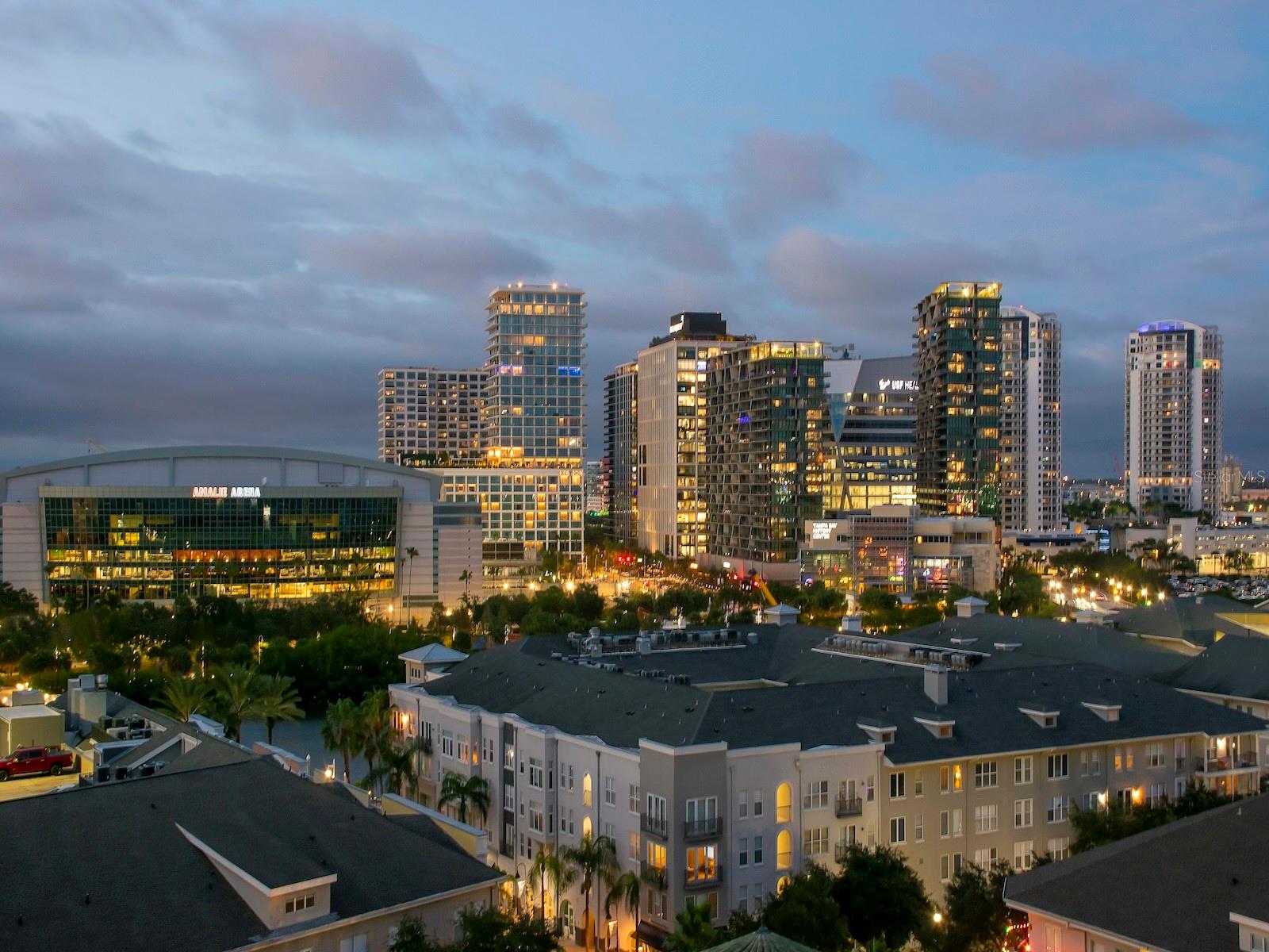 450 KNIGHTS RUN AVE #1107